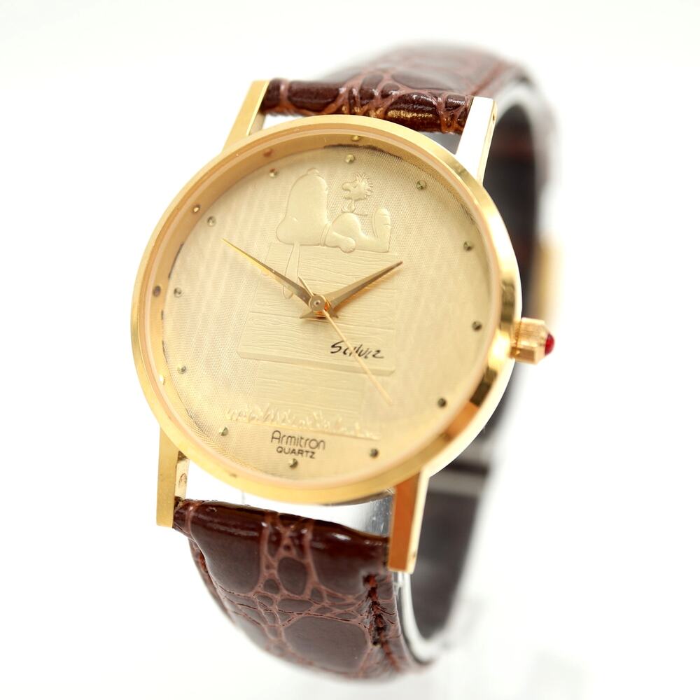 Vintage Armitron Snoopy Peanuts 32mm Watch Gold Tone Brown Leather w New Battery